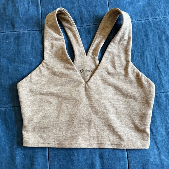 Quince V-Neck Cropped Tank Sport bra Size XS - Picture 2 of 7
